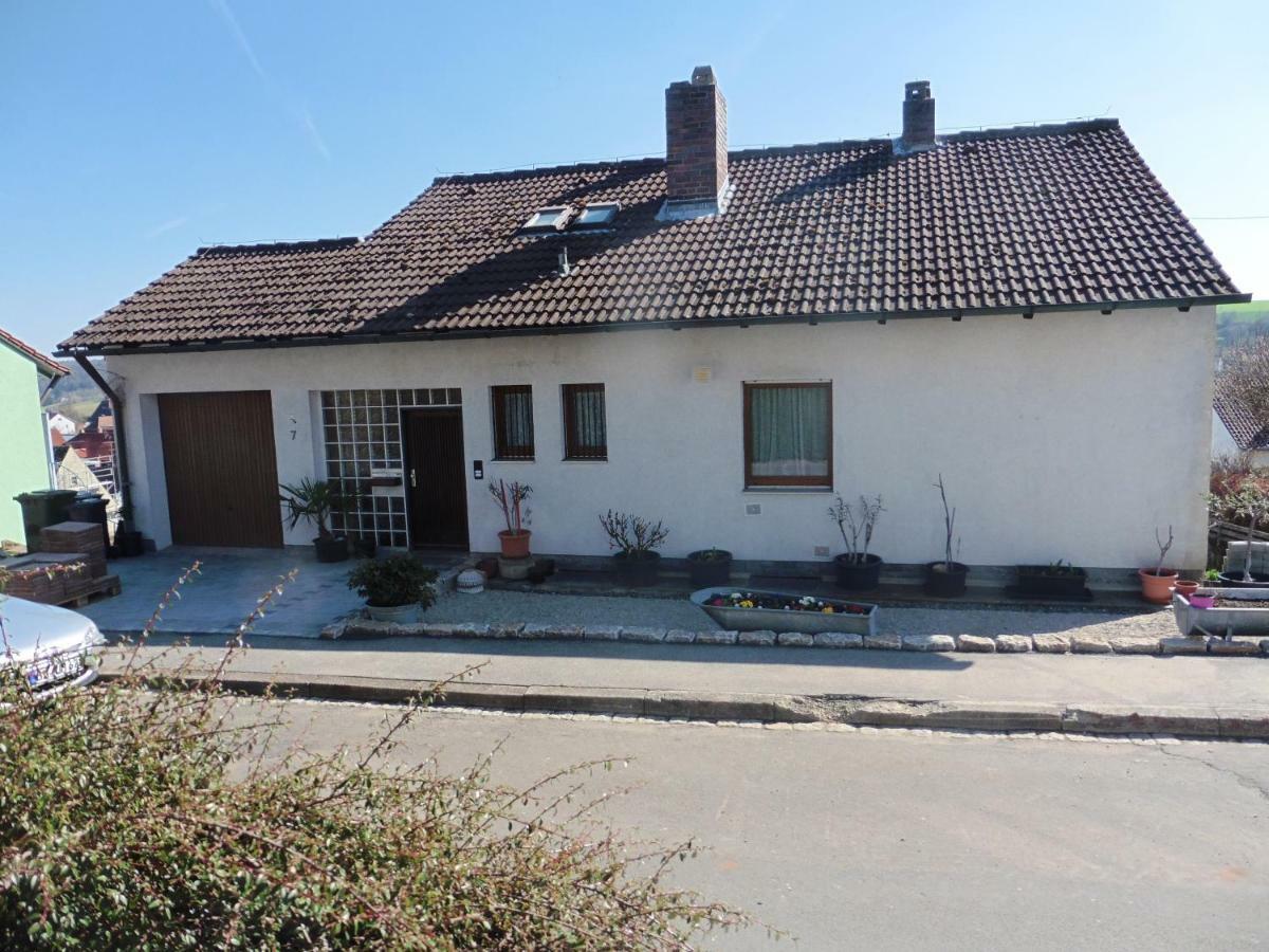 Ferienwohnung ,,Wingertsberg" Ebrach Buitenkant foto